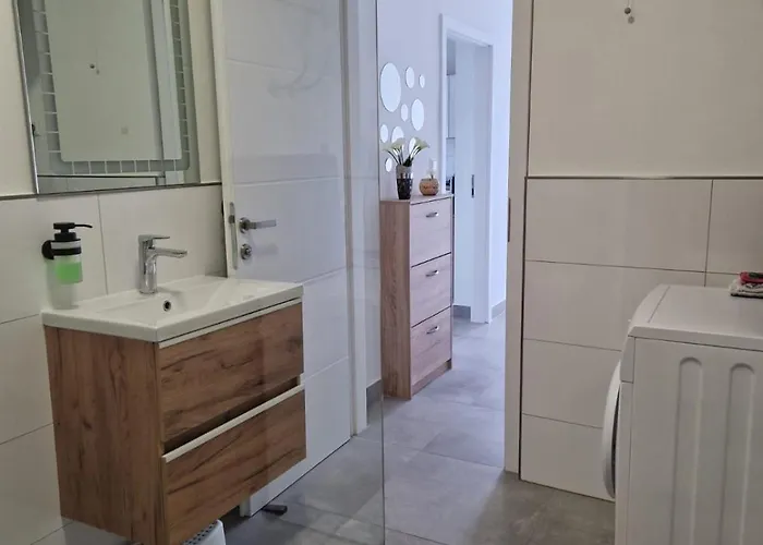 Denis Апартаменты Трогир